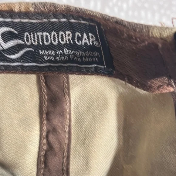 Camouflage Cap with American Flag Patch - Picture 7 of 10